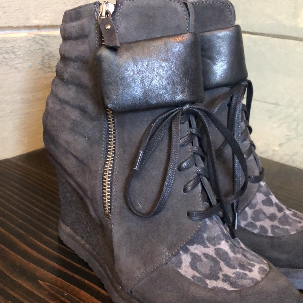 Made in Italy Vic Wedge Leather Sneakers - Picture 14 of 14